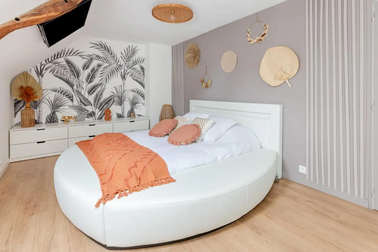 Holiday home La Maison Melo - Jacuzzi Et Sauna - Proche De La Plage Saint-Meloir-des-Ondes
